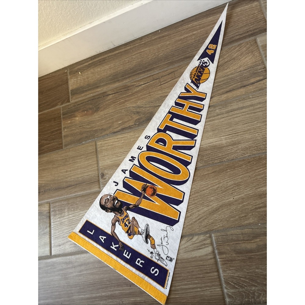 Vtg 80's James Worthy Salem Sportswear Caricature LA Lakers Showtime 30" Pennant